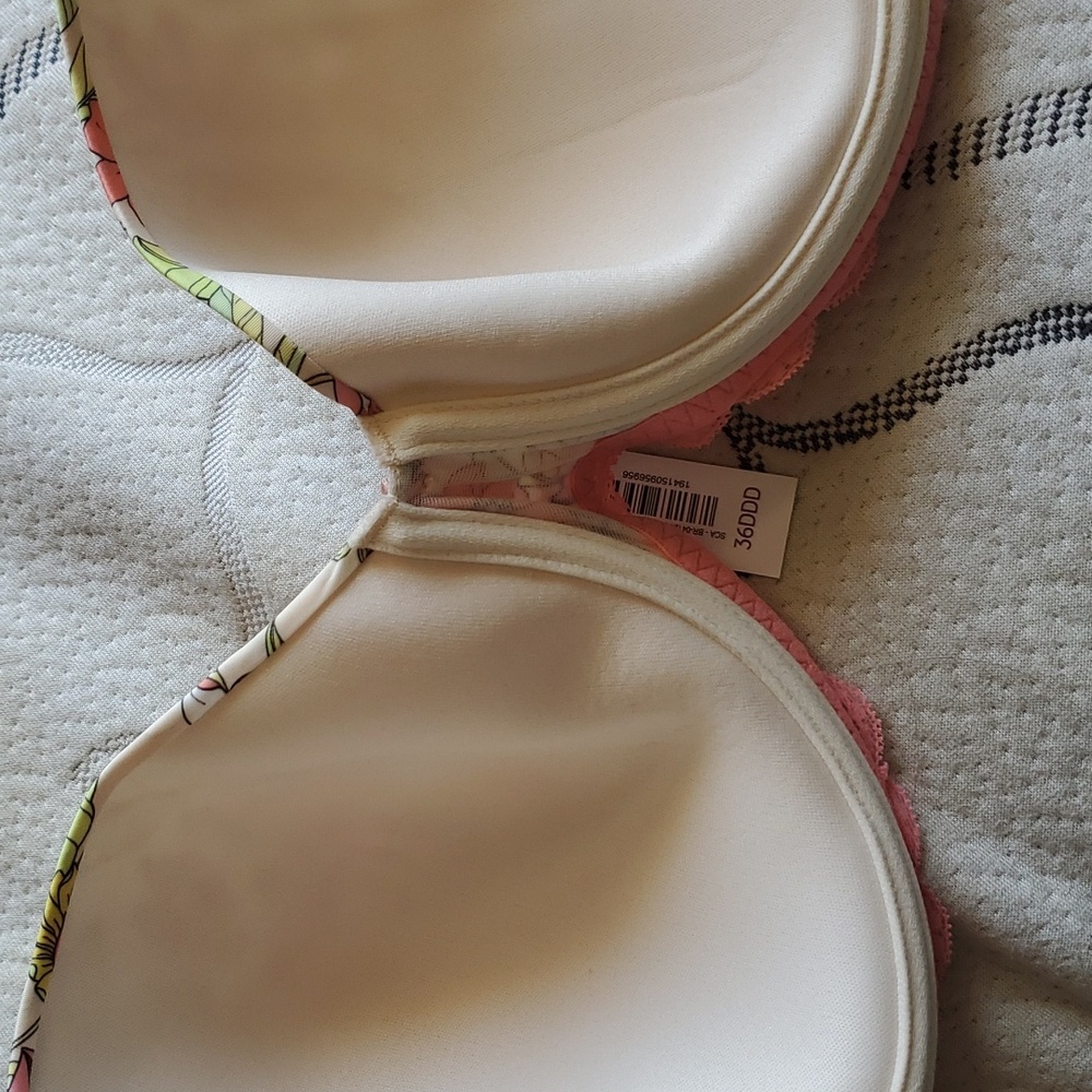 Adore Me Spring Bra - Picture 3 of 5